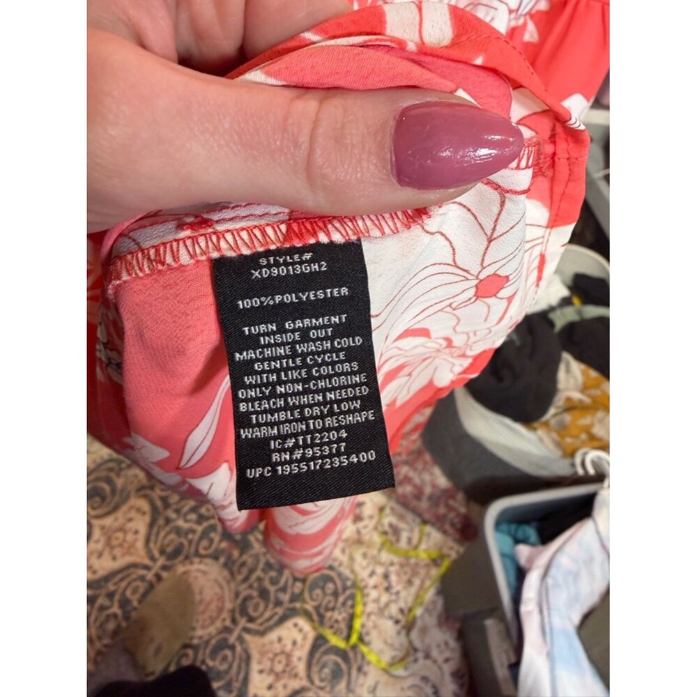 Floral pink and White Maxi Dress - Picture 10 of 13